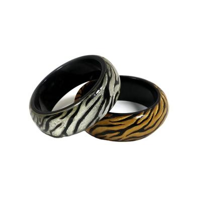 China Trend Fashion Best Quality Tiger Pattern Resin Jewelry Black Bangle Luxury Clear Bracelets For Women Jewelry Accessories Sets for sale