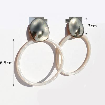 China Manufacturer Wholesale High Quality Fashion Fashion Big Round Drop Earrings Women Jewelry Accessories With Metal Decoration Sets for sale