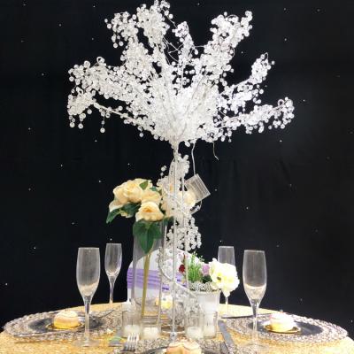 China European Hot Selling Romantic Acrylic Metal Centerpiece Ornaments Table Centerpiece Candlestick Base For Wedding Decorations Equipment for sale