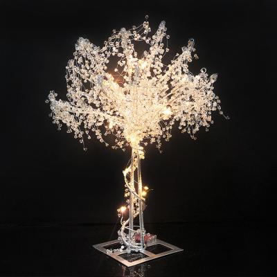 China Romantic European High Grade Acrylic Metal Candlestick Stand Centerpiece Ornaments Table Centerpiece for Wedding Decorations Equipment for sale