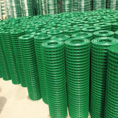 China High Quality Corrosion Resistance China Sri Lanka PVC Coated Welded Mesh Roll For Farm Animal Fence for sale