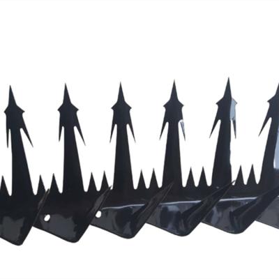 China Large Razor Fence Wall Spikes Steel Anti Security Wall Mounted China Galvanized Protection Fencing Spikes for sale