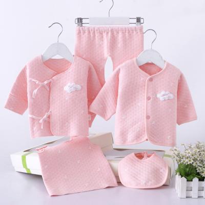 China 5 Pieces Full Gift Box Cotton Warm Autumn Winter Month Baby Supplies Newborn Baby Gift Set Breathable 5 Pieces for sale