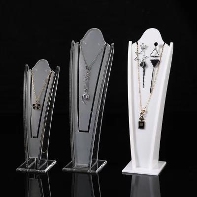 China Jewelry Disply Wholesale Long Chain Necklace Pendant Ring Acrylic Jewelry Display Stand Rack for sale