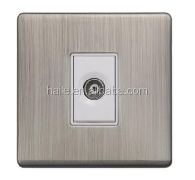 China Residential/Multi-Purpose Metal N Extend British Standard Coaxial Socket, Single Outlet or Twin Outlet for sale