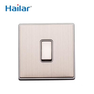 China 1 Gang Hailar Switch 1 Gang 2 Way Brushed Chrome UK Standard Wall Light Switch for sale