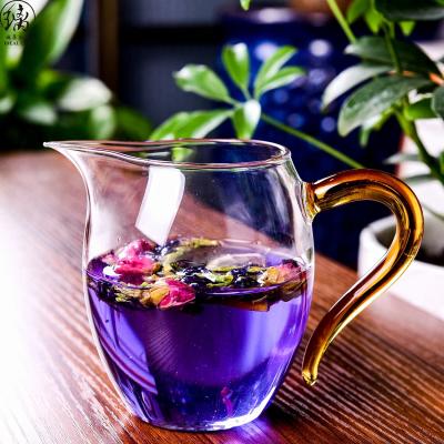 China Viable Customized Clear Glass Tea Sharing Jug Justic Glass Mug With Color Handle for sale