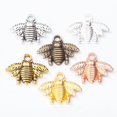 China Vintage Factory Price Bee Charm Pendants Brass Insect Craft Pendant Supplies For DIY Craft Jewelry Making Accessory for sale