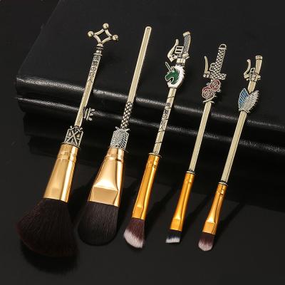 China Comic Style Anime Attack On Titan Jewelry Accessories Shingeki No Kyojin Gift Makeup Brush for sale