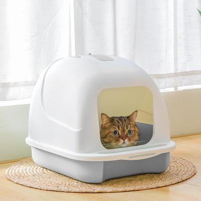 China Plastic Reusable Biodegradable Enclosed Scoop Viable Cleaning Cat Toilet Cat Litter Box Free for sale