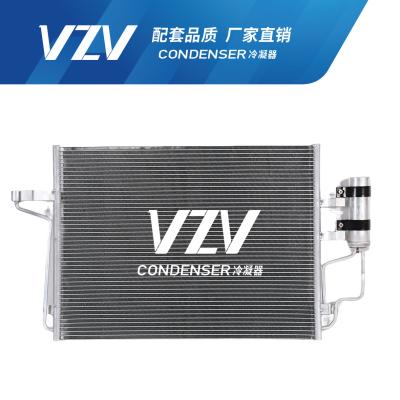 Cina 13-2.0T FORD KUGA Air Condenser Ford Escape AC Condenser OEM CV6119710HC in vendita