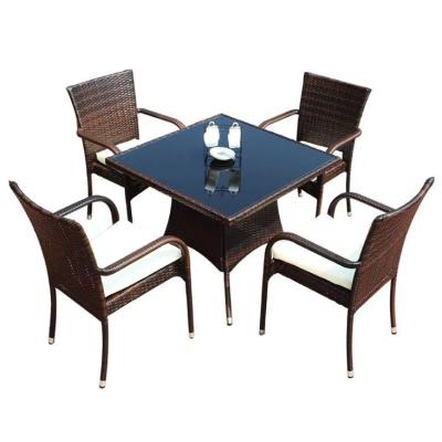 China Waterproof Outdoor Furniture Rattan Garden Table And Chairs Set for sale