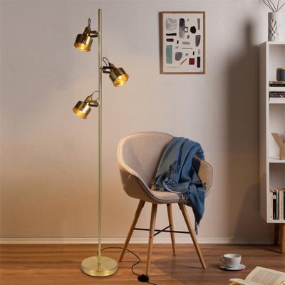 China Wrought Iron Modern Post Modern Gold Design Lamp Table Floor Lamp Bedroom Decorative Lamp for sale