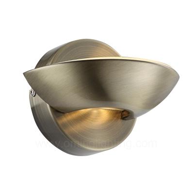 China Fashion Design Modern Vintage Antique Brass European Led Wall Light for sale