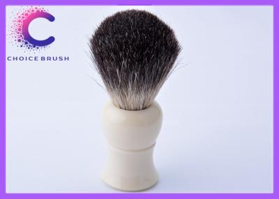 Chine Brosse faciale de savon à raser du soin des hommes, brosses noires de rasage de blaireau à vendre