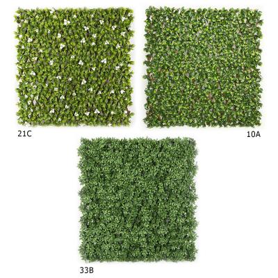 China Transitional Artificial Green Hedge Leaf Fence For Garden for sale