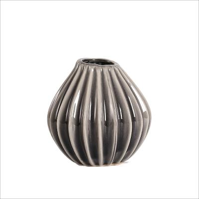 China Modern Cheap Small Size Ceramic Mini Vase Indoor Table Vase Small For Modern Bedroom With Size Customizable Color for sale