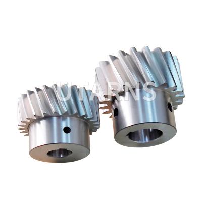 China Wholesale China Factory Price High Precision C45 Helical Steel CNC Machining Custom Drive Gear Drive Gear Transmission for sale