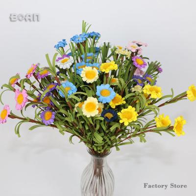 China 8 heads factory direct PE Daisy Plastic hand made artificial flower with floral decoration for sale