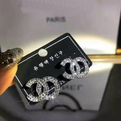 China CLASSIC 2021 Trend News Brand Jewelry Famous Designer Good Quality Luxury Earrings Famous Brands for sale