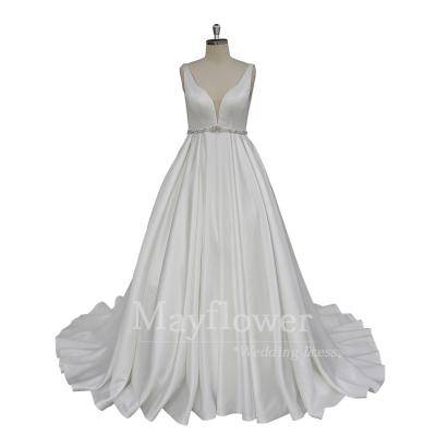 China Plunging Neckline Wedding Dress Anti-Static Satin Plus Size Wedding Dress For Fat Brides for sale