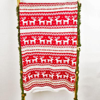 China Classic Christmas Decoration Wholesale OEM Vintage Reindeer Christmas Decorative Throw Blanket For Home Decor Party for sale