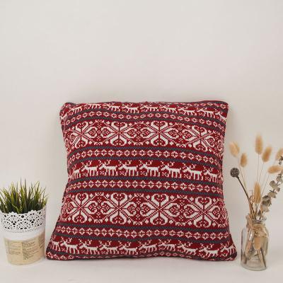 China Low MOQ Patterns Non-Toxic Red Floral Ethnic Wool Crochet Sweater Knitted Christmas Cushion Pillow Cover for sale