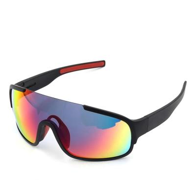 China 2021 Customized Shatterproof Anti-scratch Fashion Outdoor UV400 Cycling Glasses Polarized Sports Sunglasses for sale