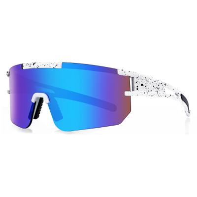 China Impact-Resistance 2021 Newest Outdoor Sports Eyewear Bicycle Sun Glasses Polarized Sunglasses For Women Men for sale