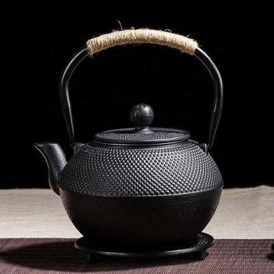 China Japanese Style Viable Wholesale Cast Iron Tetsubin Factory Caboche Teapot Black Kettle 1.2L for sale