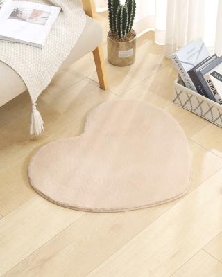 China Furry Washable Ultra Soft Rug Beside Faux Fur Area Rug Bedroom Baby Mats For Floor for sale