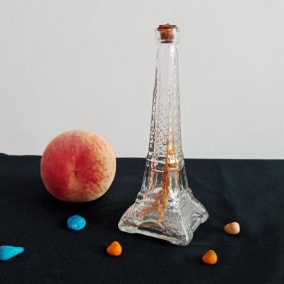 China Wine Customize Hot Sale 200ml Eiffel Tower Shape Flint Clear Glass Bottle Factory for sale