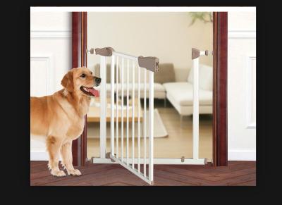 China High Grade Expandable Safety Gate For Kids With Double Locking Device for sale