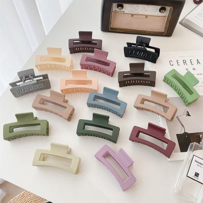 China Fashion Korean High Quality Wholesale Women Acrylic Solid Color Frosted Rectangle Matte Plastic Hair Claw Clips for sale