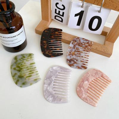 China Hot DOWELL hair comb texture board hair comb girl acetate 5mm thick portable U-shaped simple elegant marble headdress for sale