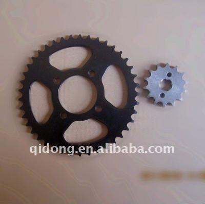 China Motorcycle Spare Parts Steel CD70 Standard Motorcycle Sprocket for sale