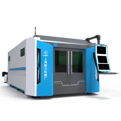 China Industry Water Cooled Full Closed Laser Cutting Equipment Fiber Laser Cutting Machine With CypCut CNC System for sale