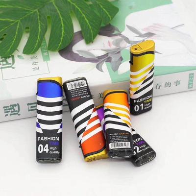 China CLASSIC Custom Logo Gas Lighter encendedores Kitchen feuerzeug cricket wholesale Lighter supplier Torch Candle Disposable Flint Lighter for sale