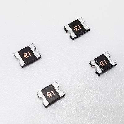 China Chinese patch manufacturer sells high quality SMD1210R010SF 13.2V, 0.1A ANS Midi automotive plug-in fuse for sale