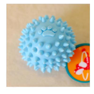 China Viable Indestructible Rubber Dog Ball Dog Squeaky Pet Chew Toys For Teeth Cleaning for sale