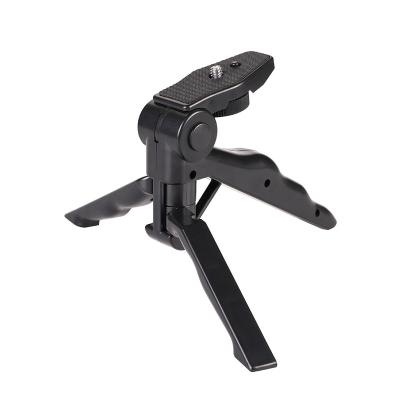 China Ameely Hot Selling Lightweight Portable ABS Mini Desktop Handle Stabilizer Rotating Tripod for Smartphone Digital Camera for sale