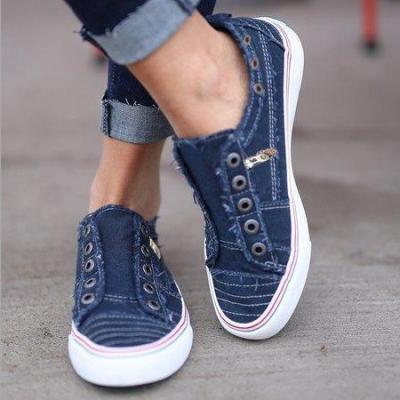 China WK-056 2021 fashion new trend vintage metal zipper denim canvas shoes for lover women's spring thin shoes slip on flat walking shoes for sale