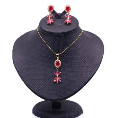 China 2021 Environmentally Friendly Fashion Jewelry Nickel Free Zircon Flower Necklace Earrings Jewelry Sets for sale