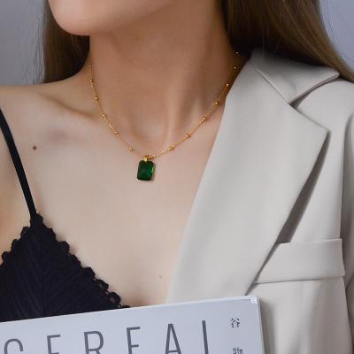 China Environmental Friendly Diamond Necklace Design Retro Emerald Necklace Wedding Marriage For Ladies Women Color Chain Necklace for sale