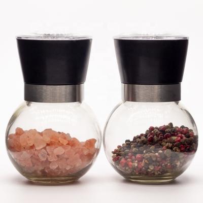 China Viable Royaltop Cap Round Glass Spice Jar Plastic Salt And Pepper Spice Grinding Grinder for sale