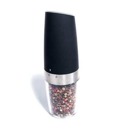 China Adjustable Roughness 2 Automatic Salt and Pepper Mill Crusher Viable Gravity Electric Pepper Grinder Set for sale