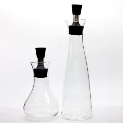 China Excellent Freshness Retention Kitchen Material Glass Oil Spray Bottle For Cooking Oil And Vinegar Bottle Set for sale