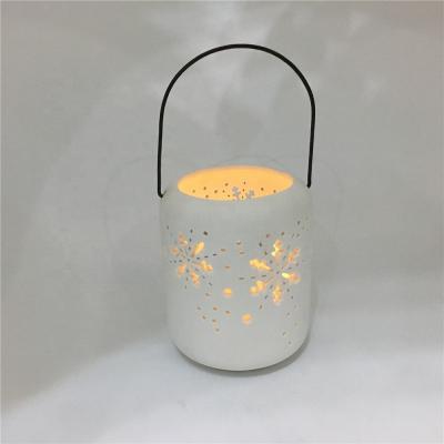 China Home Lighting Decoration Christmas Ceramic Candle Holder Lantern Hanging Light for sale