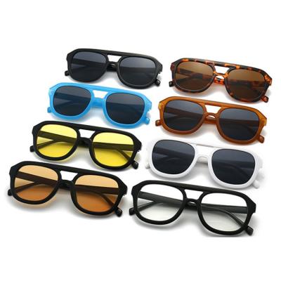 China Retro Fashion Cheap Plastic Sunglasses Wholesaler Italian Vintage Custom Your Logo Price Popular Ce Sunglasses for sale