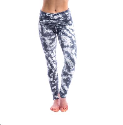 China Women's Tie Dye Yoga Pants Ankle Length In Cotton Spandex Yoga Gaiters Yoga Clothing 2341 for sale